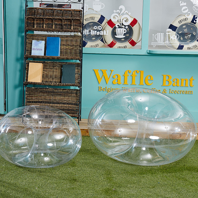0.2 mm PVC-Material durchsichtige Ballonsofa 1m für Kinder auf dem Gras spielen oder sitzen