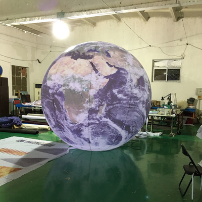 Customized Logo Riesen aufblasbarer Ballon Fliegende Led Licht Helium aufblasbare Flagge Ballon