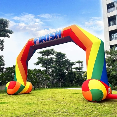 Fabrik Großhandel kundenspezifisches Logo Marke Fünf Seiten aufblasbarer Bogen Billig Regenbogen aufblasbarer Bogen für Veranstaltungen