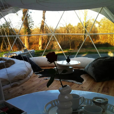 Luxus im Freien 8m Durchmesser wasserdichtes Baldachin Safari Glamping Resort rundes Hotel geodetisches Kuppelzelt