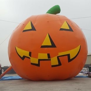 Außenparade Aufblasbare Helium-Kürbisballon für Halloween Aufblasbare Feste Fliegende Ballon